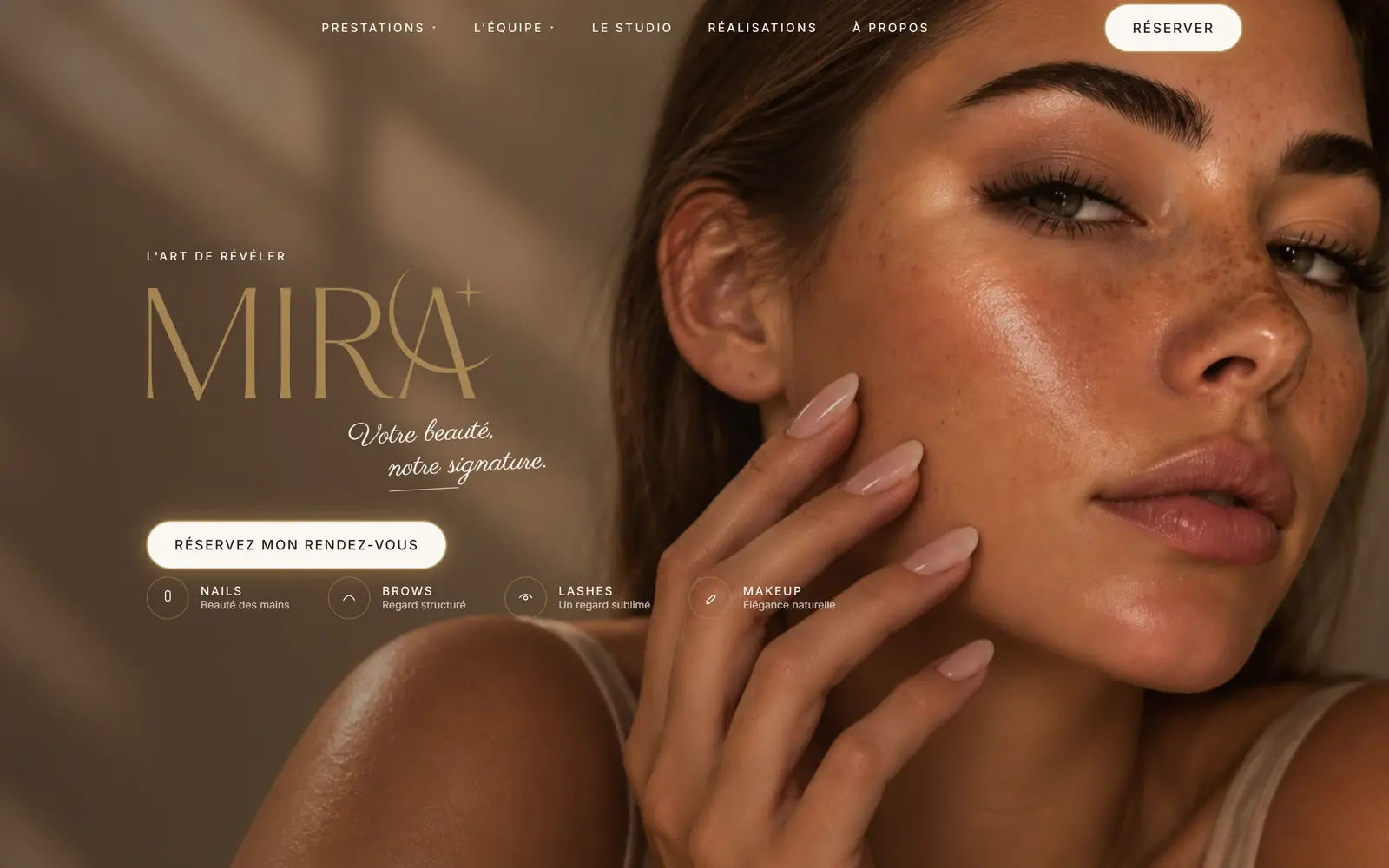 Page d'accueil du site de Mira Studio Institut, institut de beauté à Gembloux, réalisé par Solixia